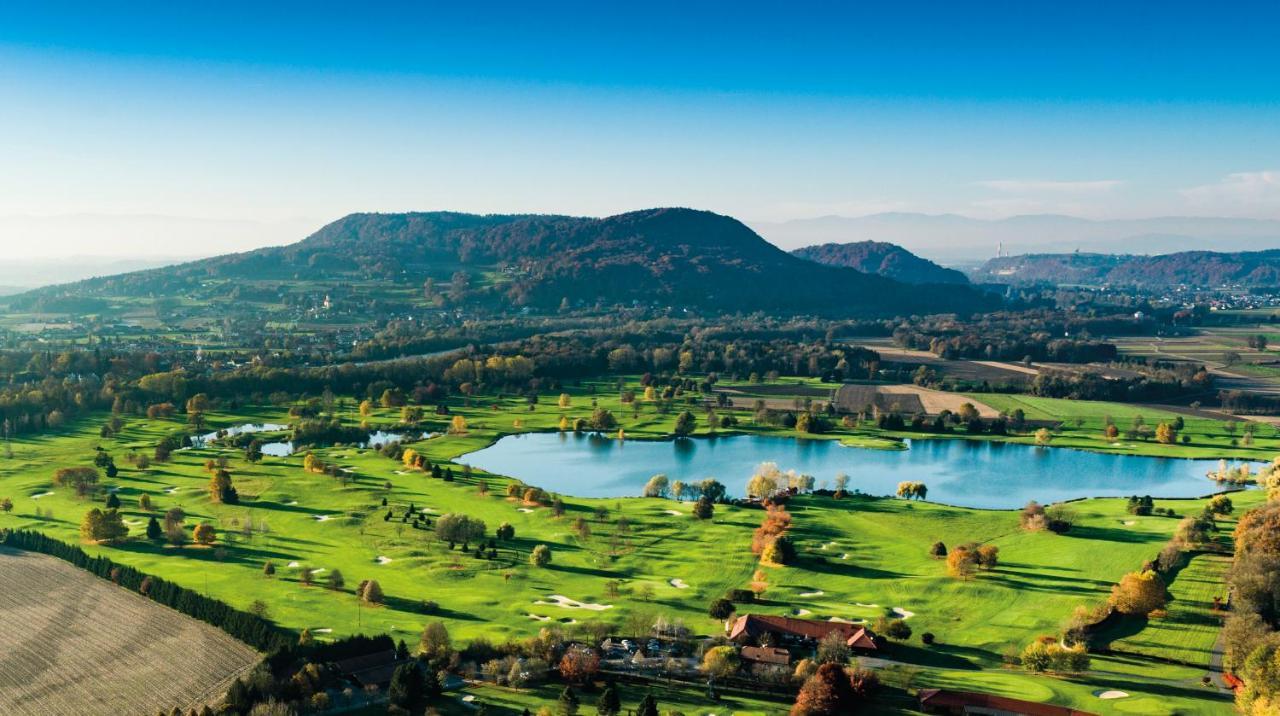 Gaestehaus Golf Club Gut Murstaetten Lebring Ngoại thất bức ảnh
