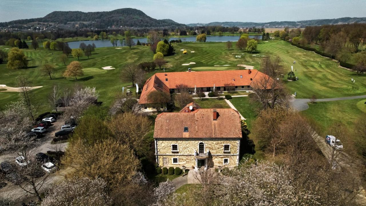 Gaestehaus Golf Club Gut Murstaetten Lebring Ngoại thất bức ảnh