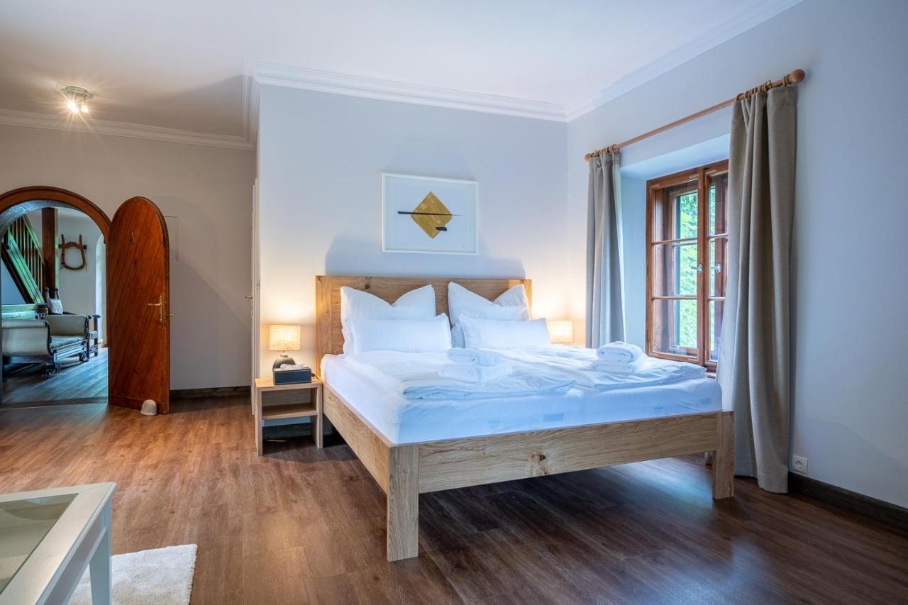 Gaestehaus Golf Club Gut Murstaetten Lebring Ngoại thất bức ảnh